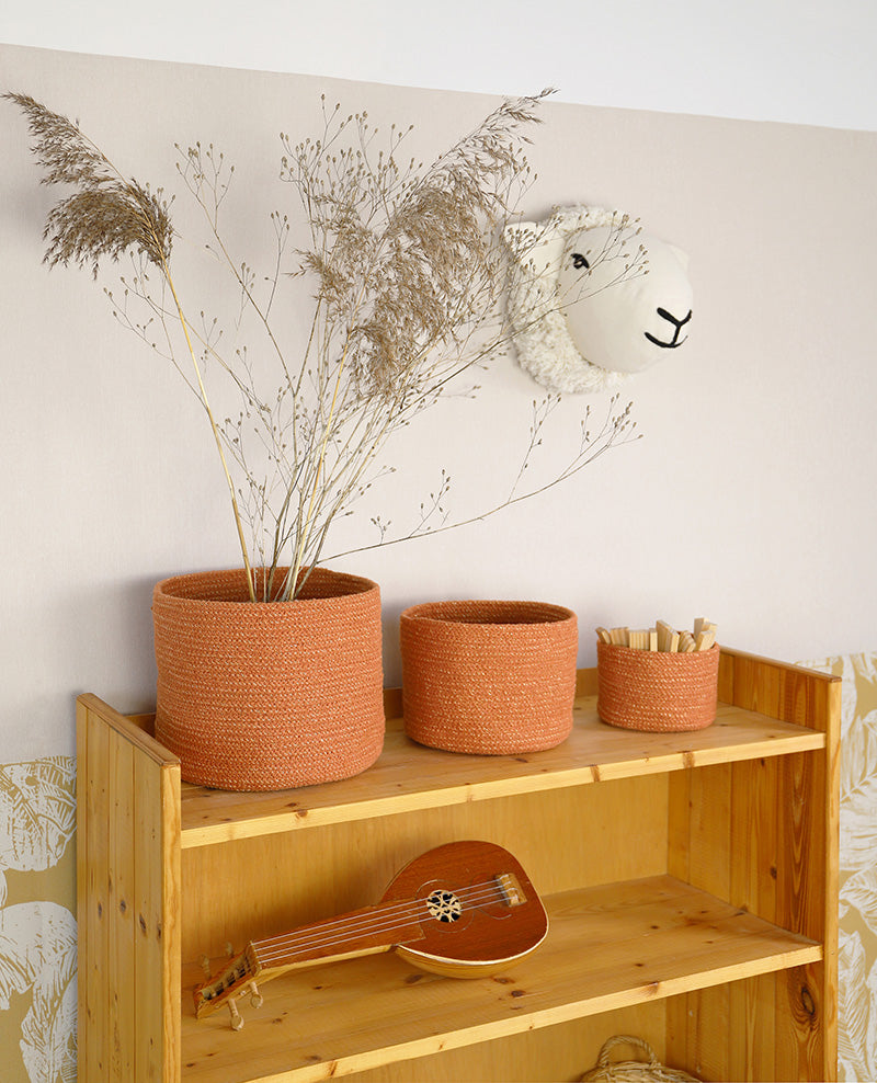 Storage basket