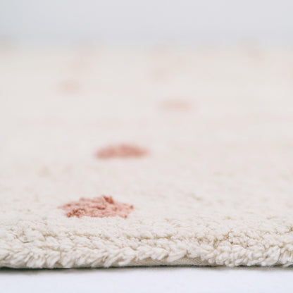 NÜMI Pink nude children's rug with dots