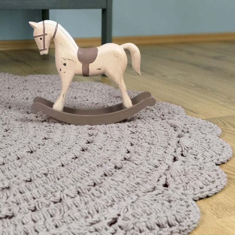 Alma is made without toxic dyes and is OEKO-TEX certified: it is a rug respectful of the environment and your body.